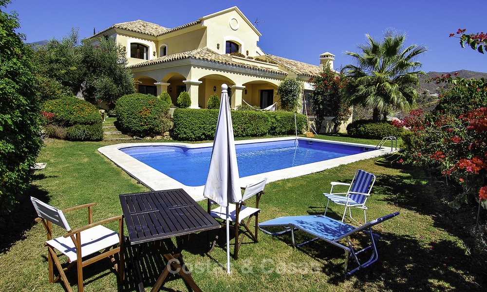 Villa de luxe à vendre sur un complexe de golf dans la zone de Marbella - Benahavis 14074