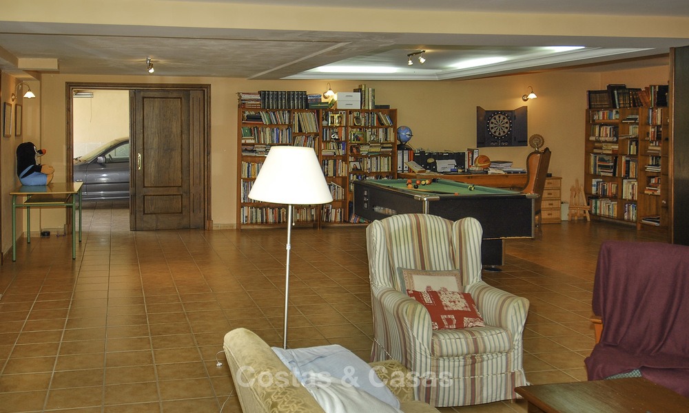 Villa de luxe à vendre sur un complexe de golf dans la zone de Marbella - Benahavis 14093