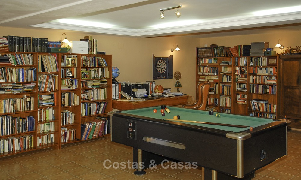 Villa de luxe à vendre sur un complexe de golf dans la zone de Marbella - Benahavis 14094