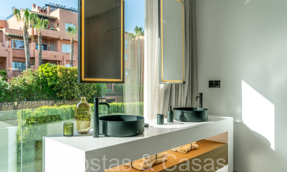 Villa design sophistiquée à vendre près de la plage au cœur du Golden Mile de Marbella 72009