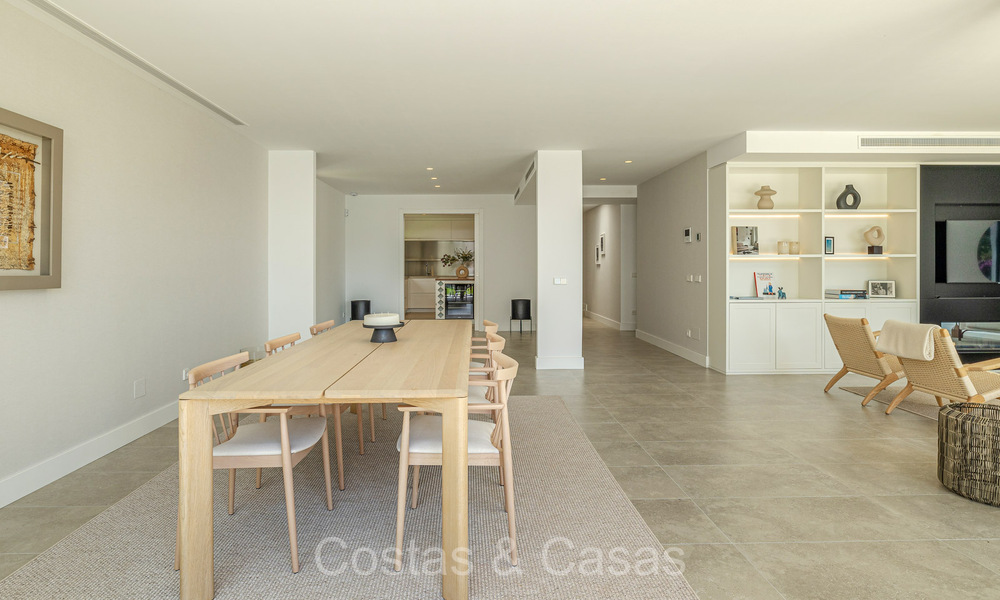 Villa méditerranéenne de plain-pied à vendre en bordure du parcours de golf Aloha à Nueva Andalucia, Marbella 72853