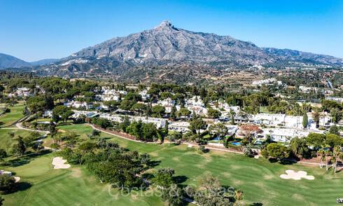 Maisons à vendre dans une résidence sécurisée, entourée par le parcours de golf d’Aloha à Nueva Andalucía, Marbella 72858