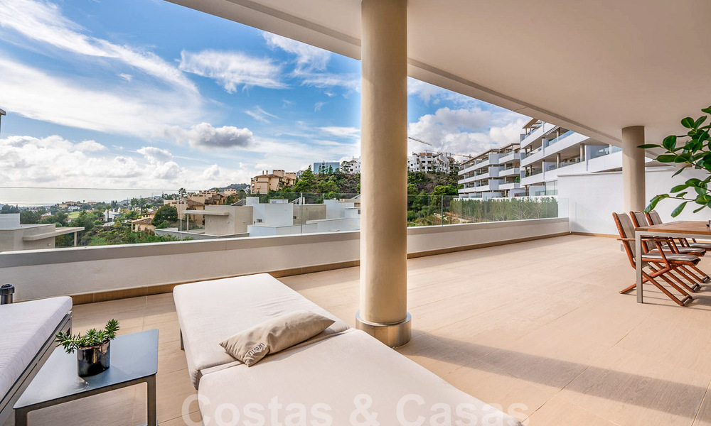 Appartements modernes de luxe à vendre avec vue sur la mer dans une résidence sécurisée à Benahavís - Marbella 805293