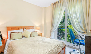Appartement de 3 chambres à vendre à quelques pas de Puerto Banus et de la plage à Nueva Andalucia, Marbella 73715 