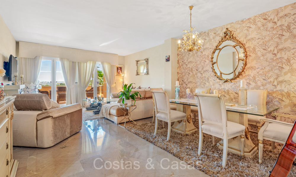 Appartement de 3 chambres à vendre à quelques pas de Puerto Banus et de la plage à Nueva Andalucia, Marbella 73717