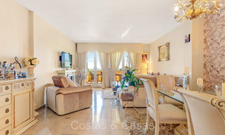 Appartement de 3 chambres à vendre à quelques pas de Puerto Banus et de la plage à Nueva Andalucia, Marbella 73718 