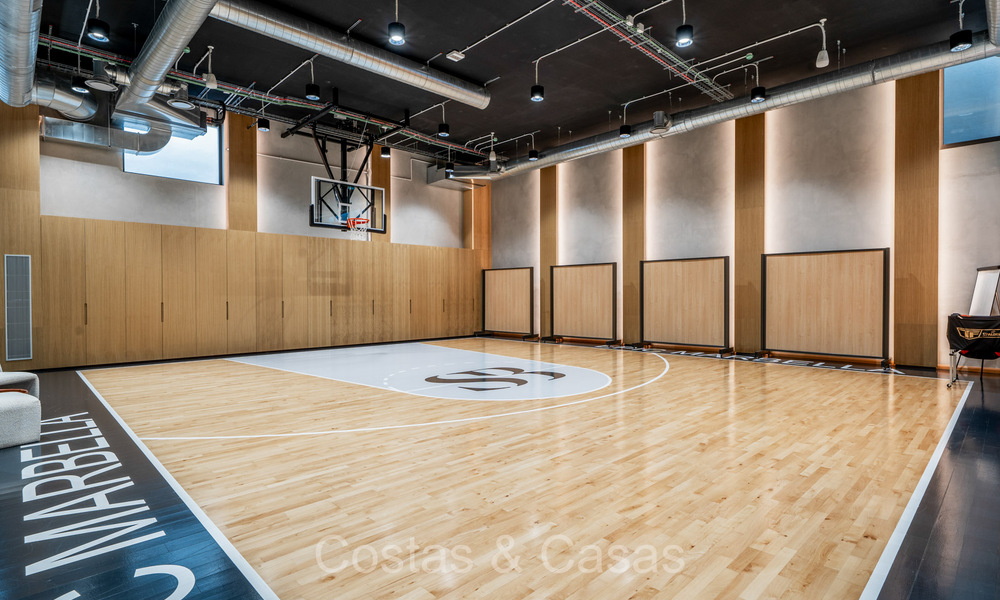 Prêt à emménager, prestigieux appartement duplex à vendre dans un complexe résidentiel chic de style resort sur le Golden Mile de Marbella 73834