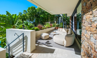 Villa prête à emménager à vendre à distance de marche d'un club-house de golf sur le New Golden Mile, Marbella - Estepona 805992 
