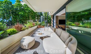 Villa prête à emménager à vendre à distance de marche d'un club-house de golf sur le New Golden Mile, Marbella - Estepona 805993 