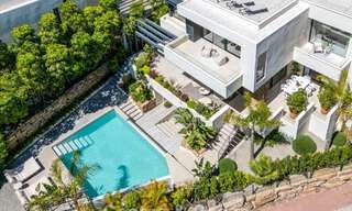 Villa prête à emménager à vendre à distance de marche d'un club-house de golf sur le New Golden Mile, Marbella - Estepona 805998 