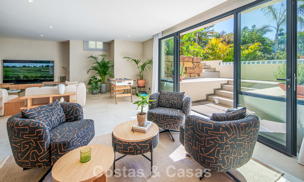 Villa prête à emménager à vendre à distance de marche d'un club-house de golf sur le New Golden Mile, Marbella - Estepona 805999