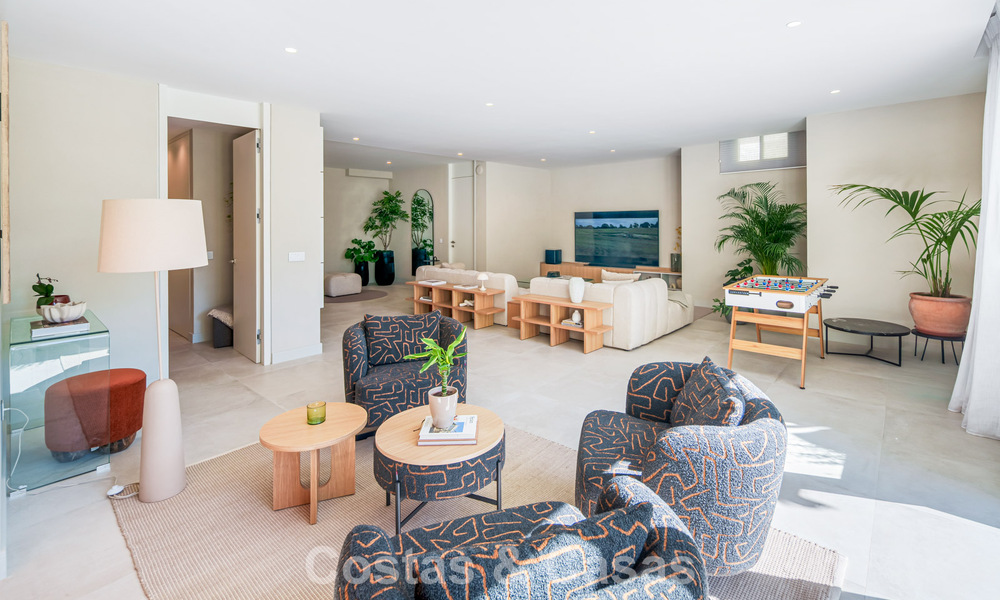 Villa prête à emménager à vendre à distance de marche d'un club-house de golf sur le New Golden Mile, Marbella - Estepona 806001