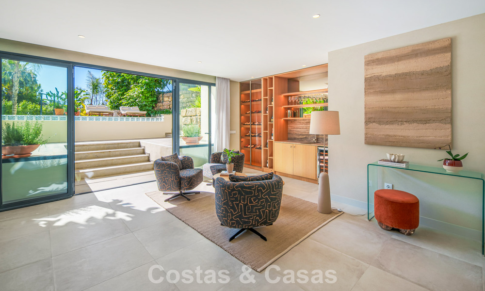 Villa prête à emménager à vendre à distance de marche d'un club-house de golf sur le New Golden Mile, Marbella - Estepona 806004