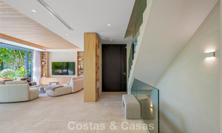Villa prête à emménager à vendre à distance de marche d'un club-house de golf sur le New Golden Mile, Marbella - Estepona 806013 