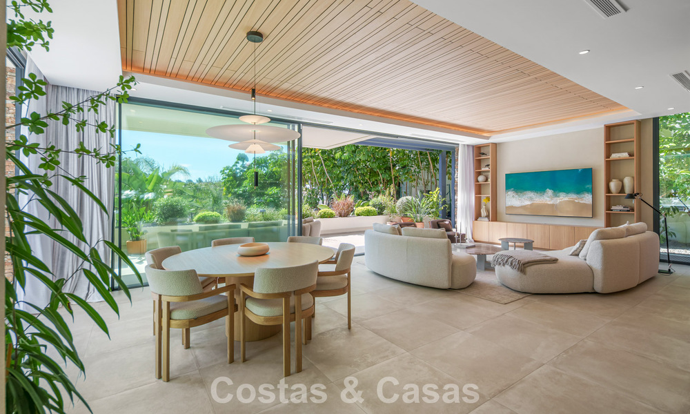Villa prête à emménager à vendre à distance de marche d'un club-house de golf sur le New Golden Mile, Marbella - Estepona 806014