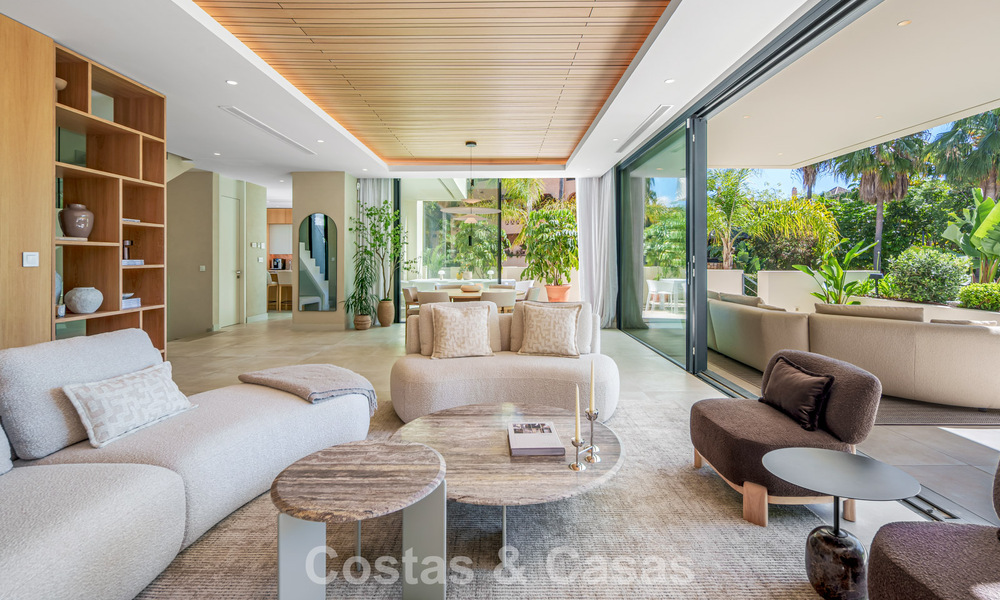 Villa prête à emménager à vendre à distance de marche d'un club-house de golf sur le New Golden Mile, Marbella - Estepona 806017