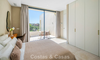 Villa prête à emménager à vendre à distance de marche d'un club-house de golf sur le New Golden Mile, Marbella - Estepona 806020 