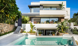 Villa prête à emménager à vendre à distance de marche d'un club-house de golf sur le New Golden Mile, Marbella - Estepona 806052 