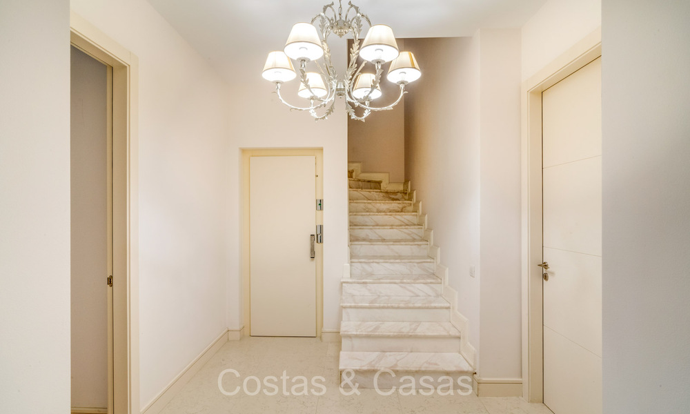 Villa méditerranéenne de premier ordre à vendre dans un complexe exclusif sur le Golden Mile de Marbella 74146
