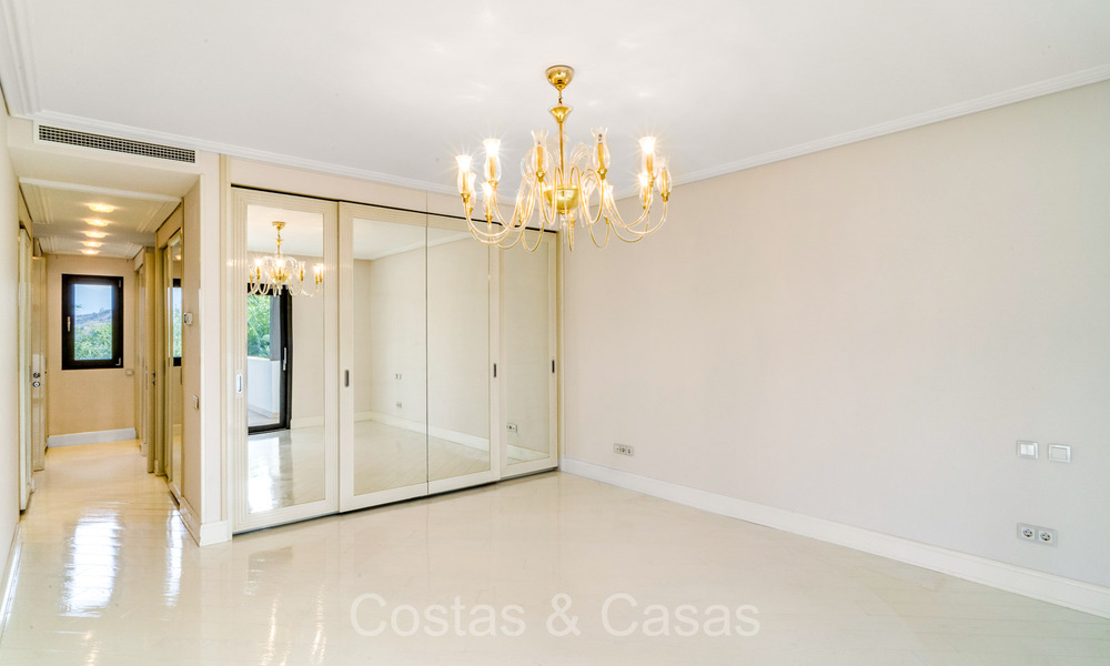 Villa méditerranéenne de premier ordre à vendre dans un complexe exclusif sur le Golden Mile de Marbella 74162