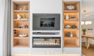 Penthouse prestigieux rénové à vendre, adjacent à un parcours de golf de premier plan à La Quinta, Benahavis - Marbella 74462 