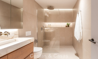 Penthouse prestigieux rénové à vendre, adjacent à un parcours de golf de premier plan à La Quinta, Benahavis - Marbella 74486 