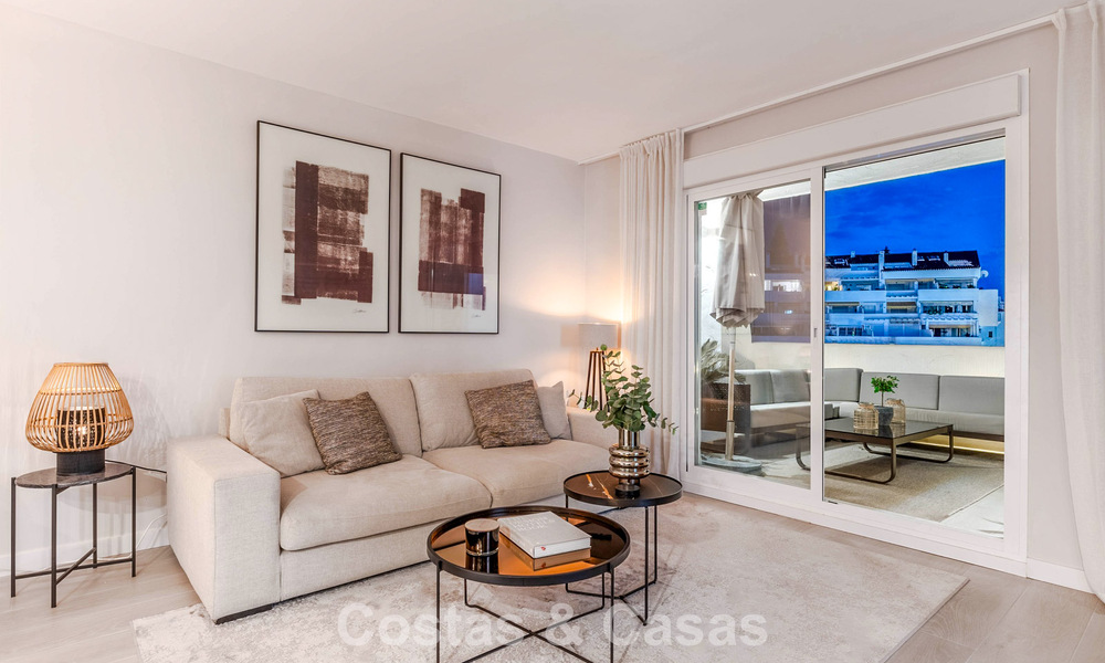 Appartement contemporain rénové à distance de marche de toutes les commodités et de la plage à Nueva Andalucia, Marbella 74635