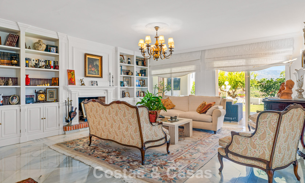 Maison spacieuse à vendre, avec de vastes espaces extérieurs dans un complexe fermé à Nueva Andalucia, Marbella 74678