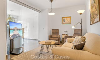 Maison spacieuse à vendre, avec de vastes espaces extérieurs dans un complexe fermé à Nueva Andalucia, Marbella 74688 