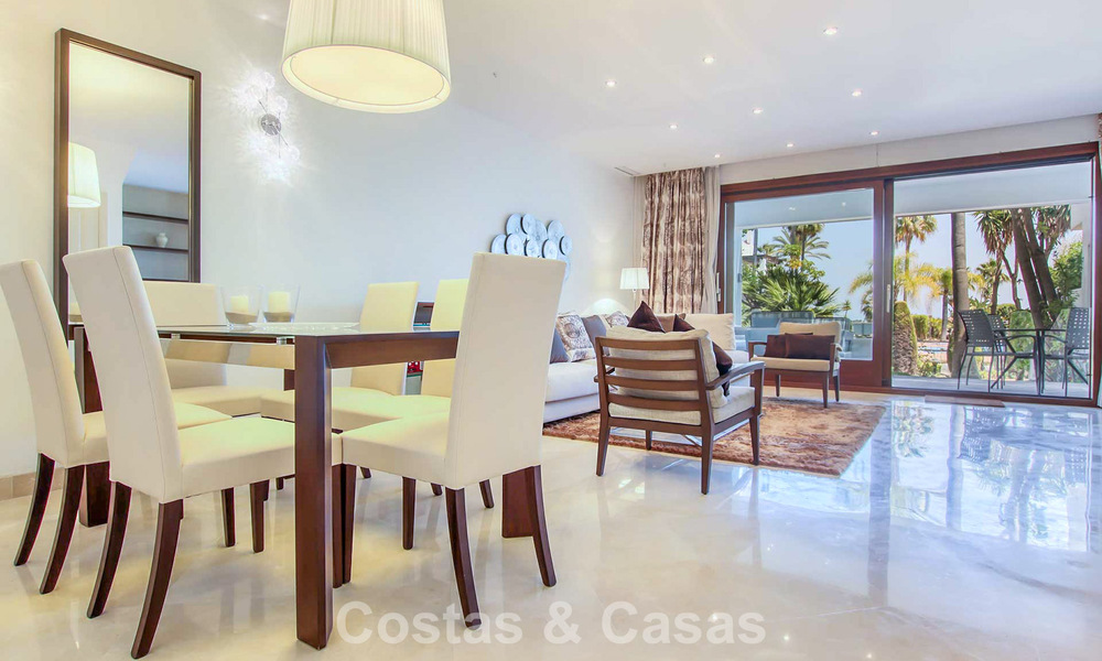 Maison spacieuse prête à emménager à vendre à deux pas du terrain de golf de Benahavis - Marbella 773512