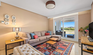 Luxueux appartement avec jardin de 3 chambres à vendre entouré de terrains de golf à Benahavis - Marbella 773661 