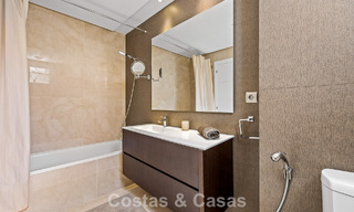 Luxueux appartement avec jardin de 3 chambres à vendre entouré de terrains de golf à Benahavis - Marbella 773672 