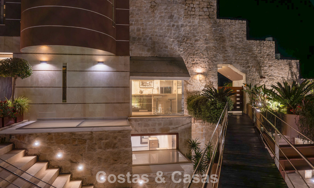 Chef-d'œuvre architectural à vendre avec une vue imprenable sur la mer à La Quinta, Benahavis - Marbella 774020