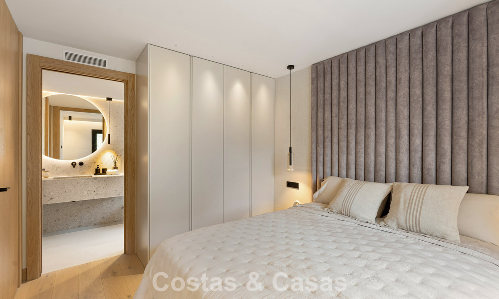 Appartement de luxe rénové à vendre avec vue panoramique sur la mer dans la vallée du golf de Nueva Andalucia, Marbella 773778