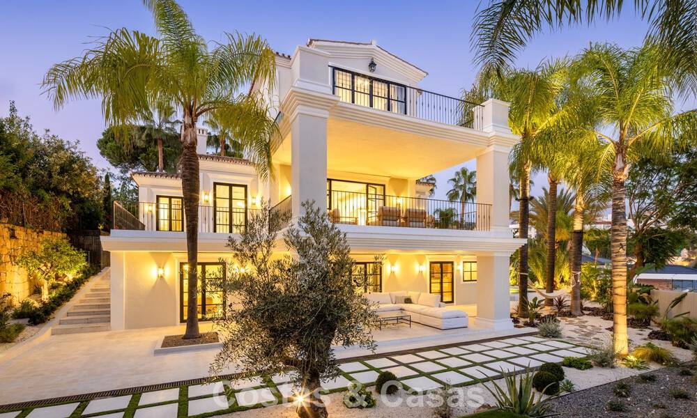 Villa prête à vivir avec un style architectural andalou contemporain à vendre dans la vallée du golf de Nueva Andalucia, Marbella 773855