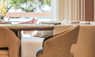 Luxueux appartement rénové avec vue sur la mer à vendre dans un complexe de plage exclusif à Los Monteros, Marbella Est 778337 