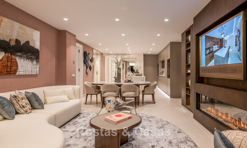Luxueux appartement rénové avec vue sur la mer à vendre dans un complexe de plage exclusif à Los Monteros, Marbella Est 778374