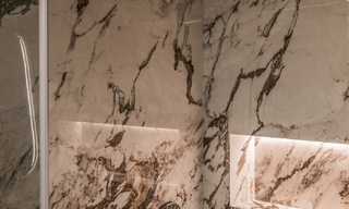 Appartement élégant rénové avec vue sur la mer à vendre dans un complexe de plage exclusif à Los Monteros, Marbella Est 778401 