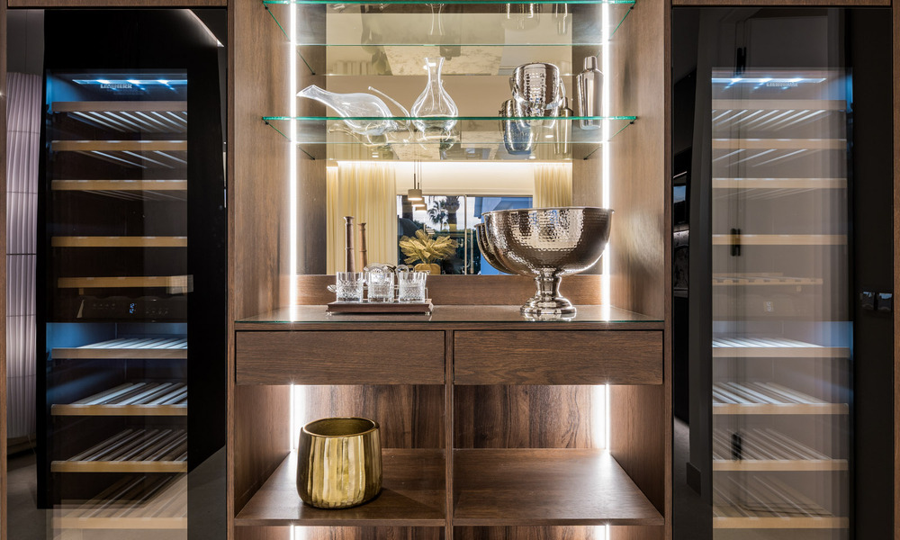 Appartement élégant rénové avec vue sur la mer à vendre dans un complexe de plage exclusif à Los Monteros, Marbella Est 778405