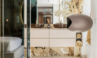 Appartement élégant rénové avec vue sur la mer à vendre dans un complexe de plage exclusif à Los Monteros, Marbella Est 778407 