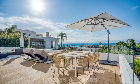 Luxueux appartement en duplex à vendre avec vue sur la mer dans un complexe haut de gamme de Sierra Blanca sur le Golden Mile de Marbella 774599