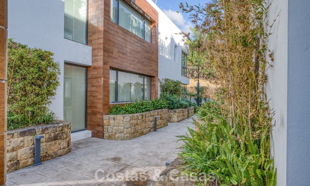 Luxueux appartement en duplex à vendre avec vue sur la mer dans un complexe haut de gamme de Sierra Blanca sur le Golden Mile de Marbella 774606