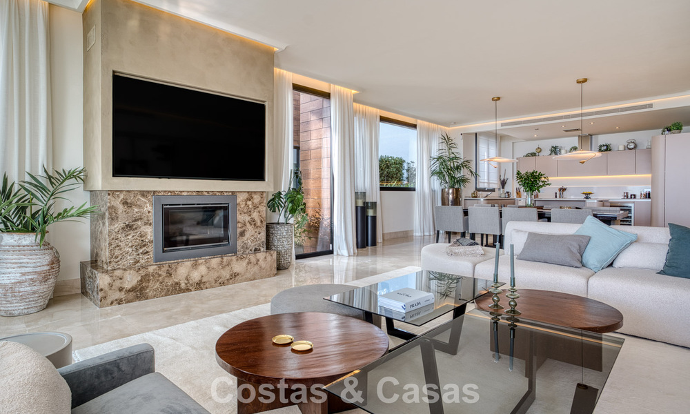 Luxueux appartement en duplex à vendre avec vue sur la mer dans un complexe haut de gamme de Sierra Blanca sur le Golden Mile de Marbella 774614