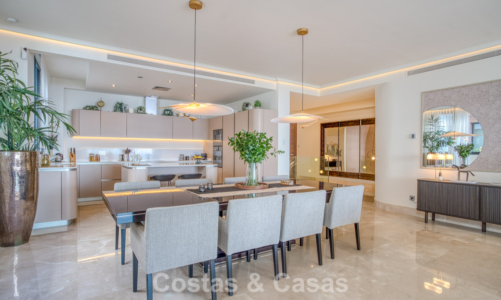 Luxueux appartement en duplex à vendre avec vue sur la mer dans un complexe haut de gamme de Sierra Blanca sur le Golden Mile de Marbella 774617