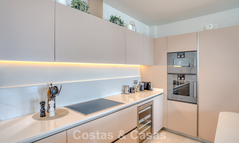 Luxueux appartement en duplex à vendre avec vue sur la mer dans un complexe haut de gamme de Sierra Blanca sur le Golden Mile de Marbella 774622