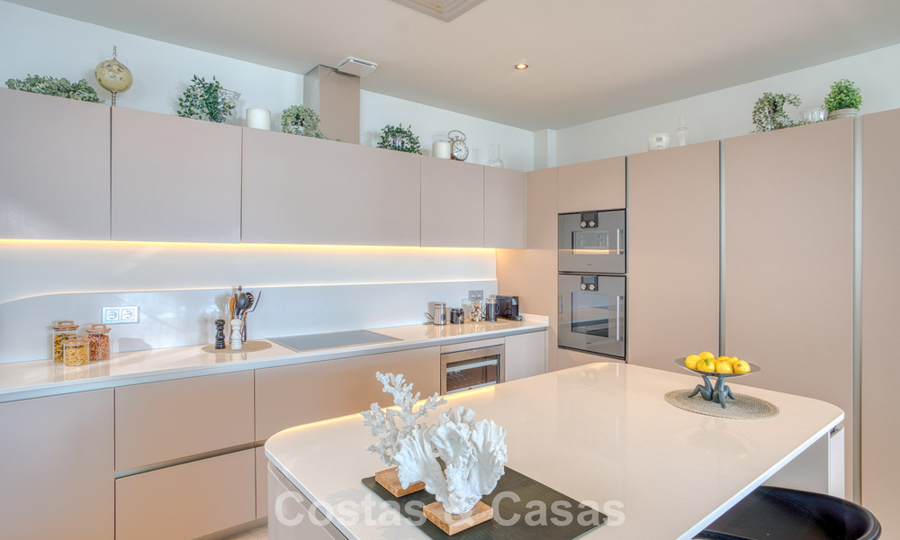 Luxueux appartement en duplex à vendre avec vue sur la mer dans un complexe haut de gamme de Sierra Blanca sur le Golden Mile de Marbella 774623
