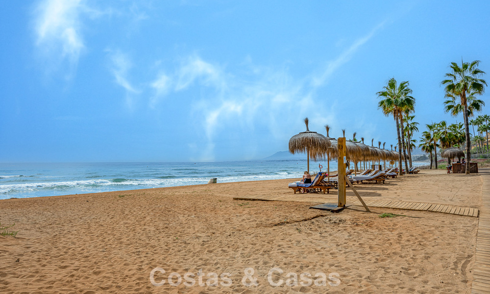 Spacieux appartement de 3 chambres avec vue panoramique sur la mer à vendre dans un complexe de plage à l'est du centre de Marbella 774634
