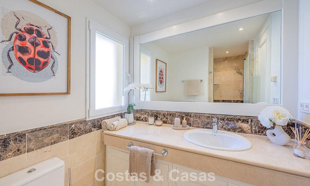 Spacieux appartement de 3 chambres avec vue panoramique sur la mer à vendre dans un complexe de plage à l'est du centre de Marbella 774668