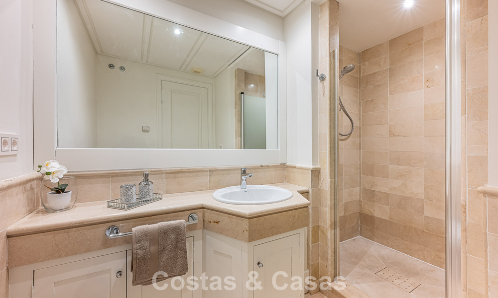 Spacieux appartement de 3 chambres avec vue panoramique sur la mer à vendre dans un complexe de plage à l'est du centre de Marbella 774675