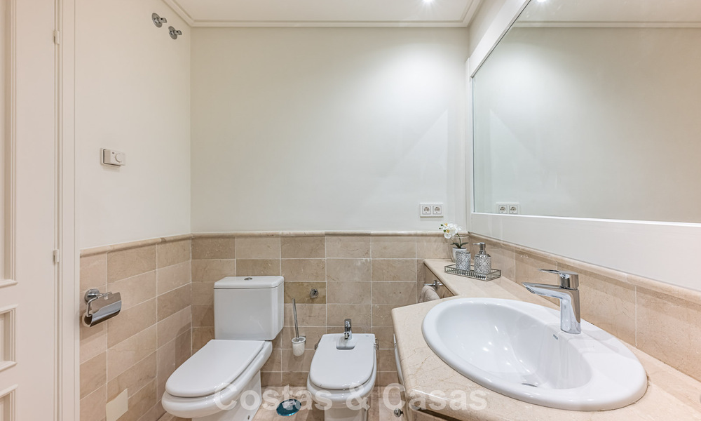 Spacieux appartement de 3 chambres avec vue panoramique sur la mer à vendre dans un complexe de plage à l'est du centre de Marbella 774676